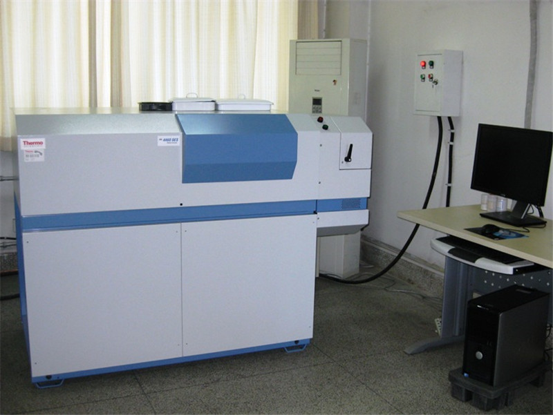 Spectrographic analysis device